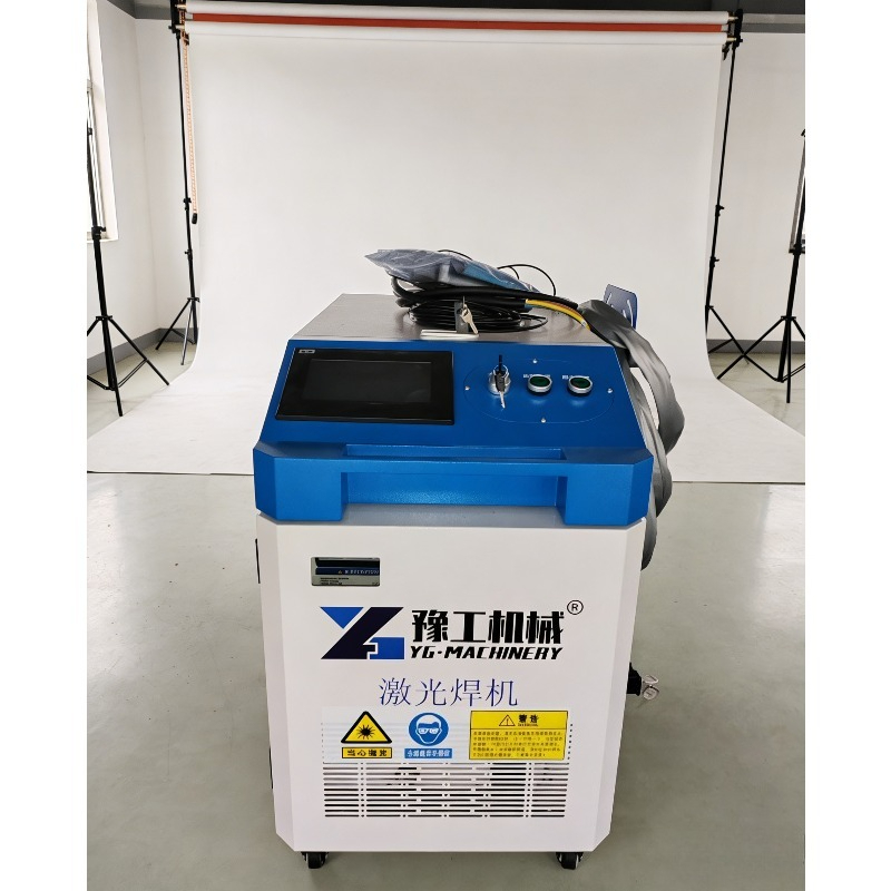 El Tipi Fiber Lazer Temizleme  - Industrial Laser Cutter For Metal incelemesi ve fiyatı